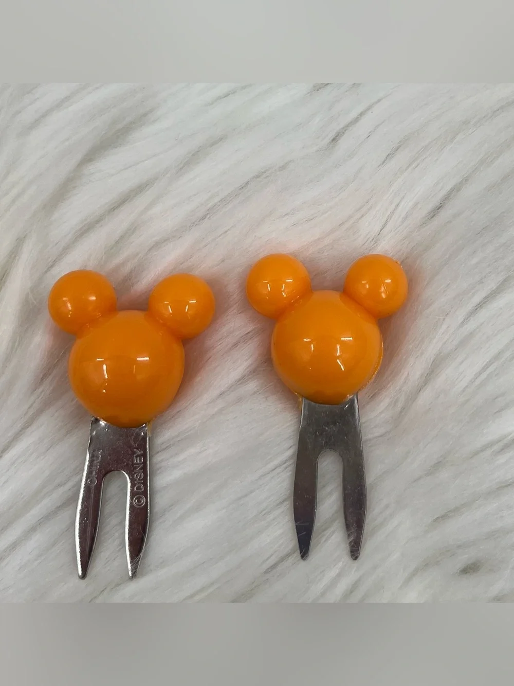 Disney Parks Mickey Mouse Icon Head Corn On The Cob Holders Picnic Forks Party